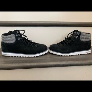 Adidas cloud foam boots size 8US